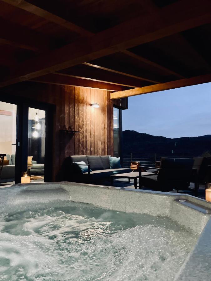Mountain Lodge Rîşnov Екстериор снимка