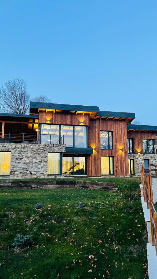 Mountain Lodge Rîşnov Екстериор снимка