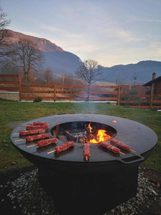 Mountain Lodge Rîşnov Екстериор снимка