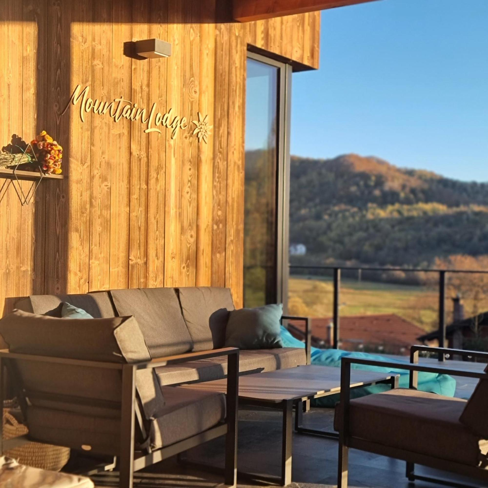 Mountain Lodge Rîşnov Екстериор снимка