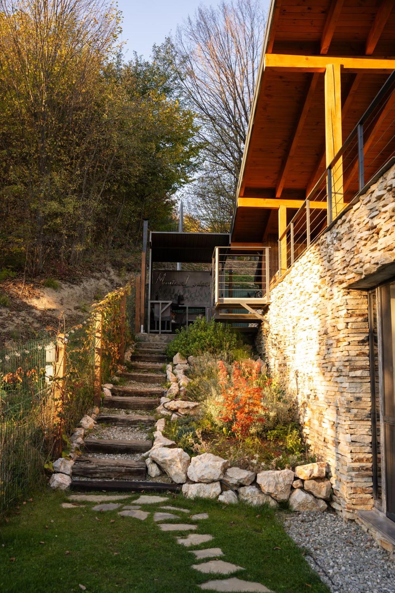Mountain Lodge Rîşnov Екстериор снимка